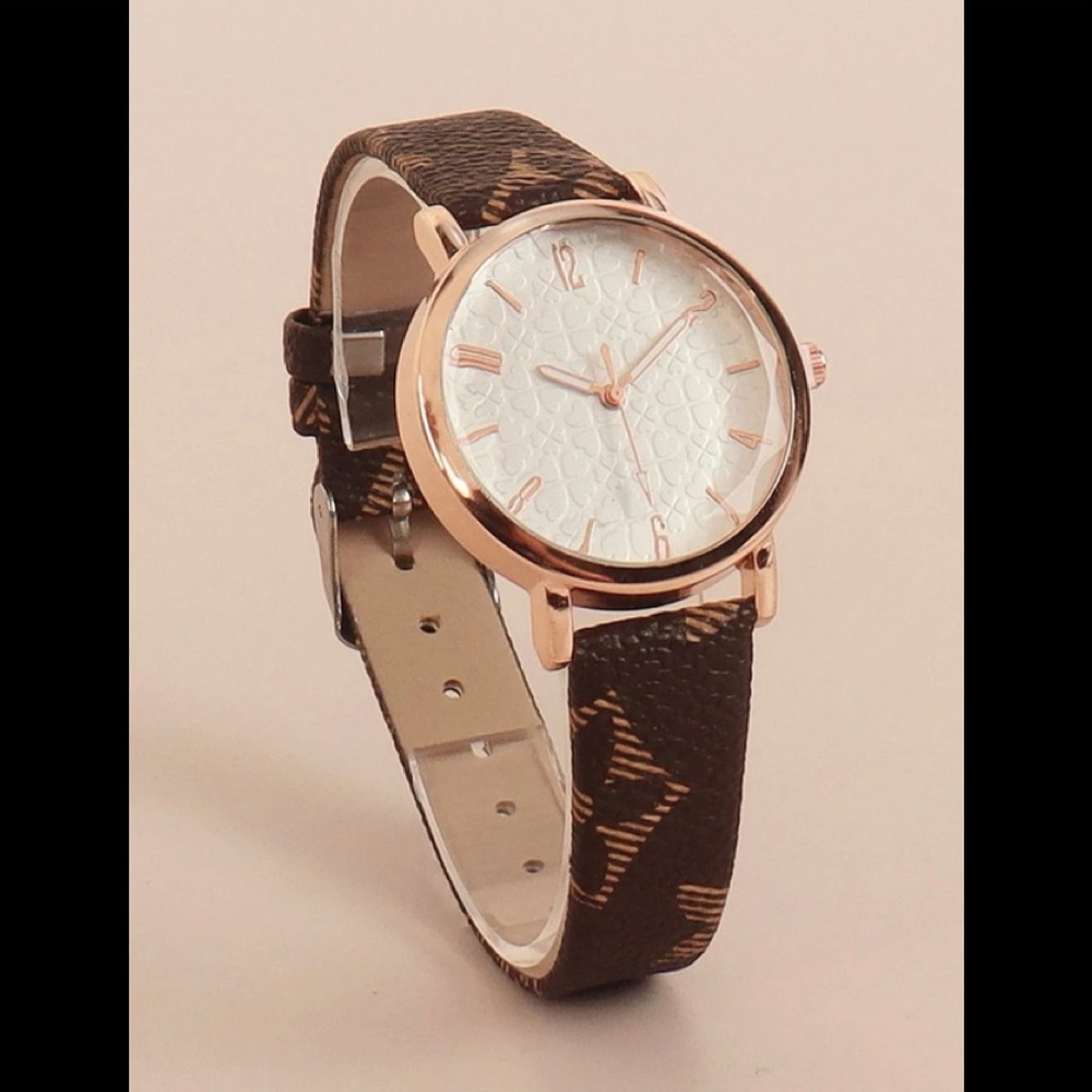 New fashion woman’s watch